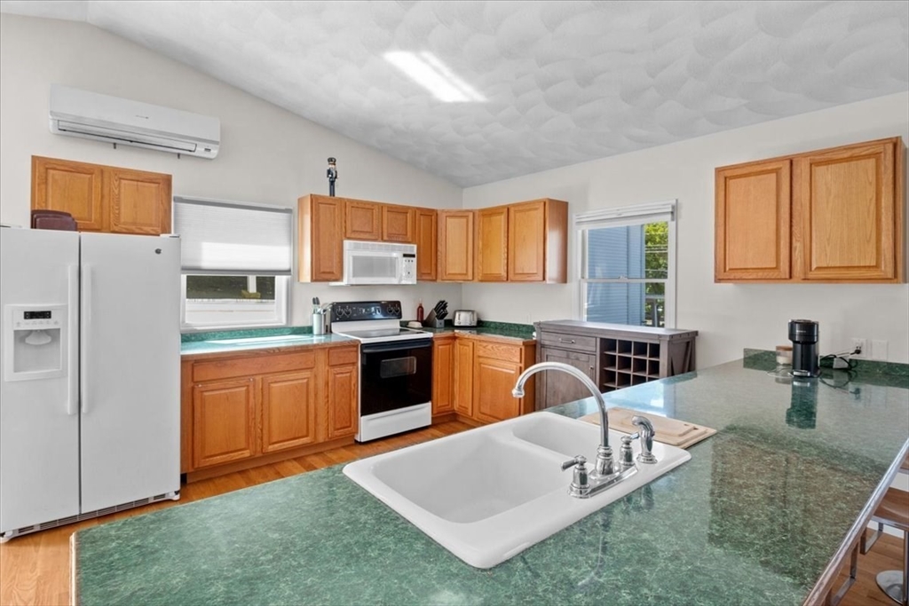 146 Dana Ave. - Hyde Park