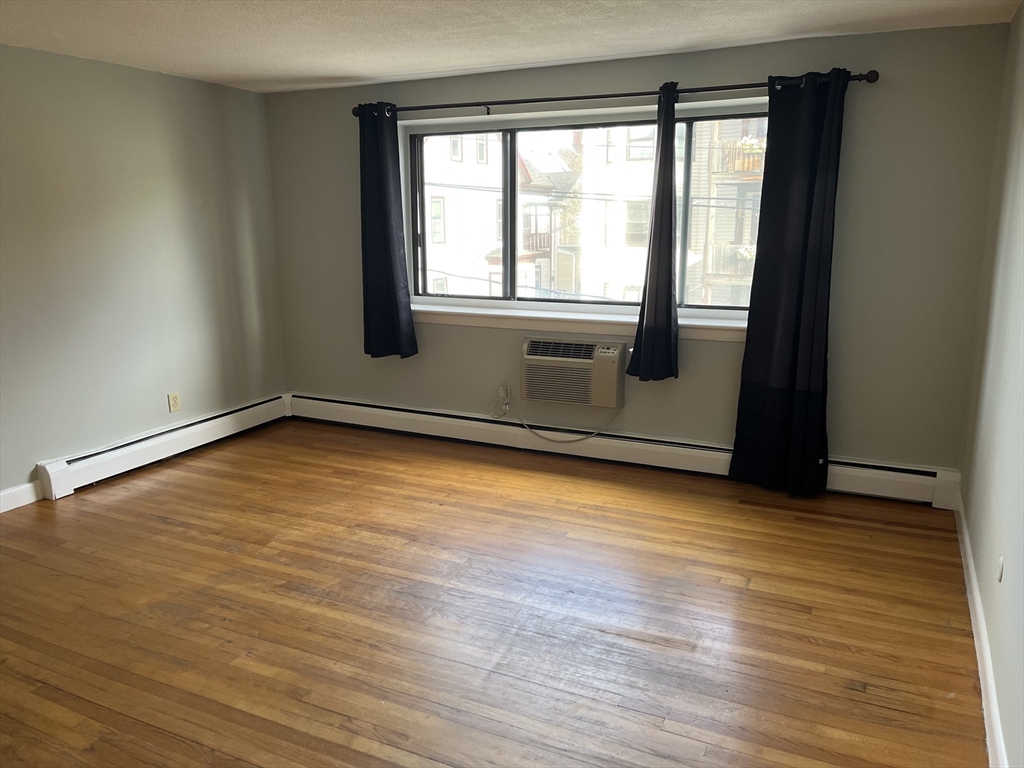 39 Linden St. - Allston