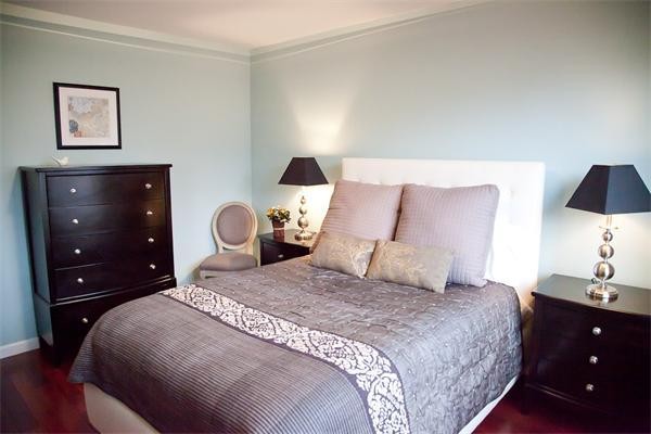145 Pinckney St. - Beacon Hill