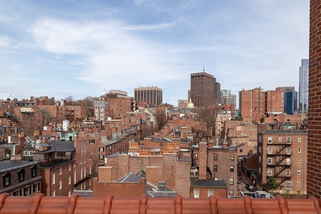 82 Chestnut - Beacon Hill