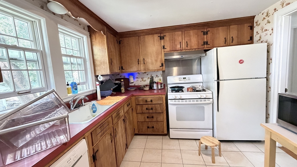4 Mossdale Rd. - Jamaica Plain