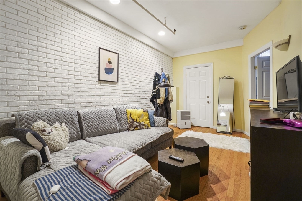 163 Beacon St. - Back Bay