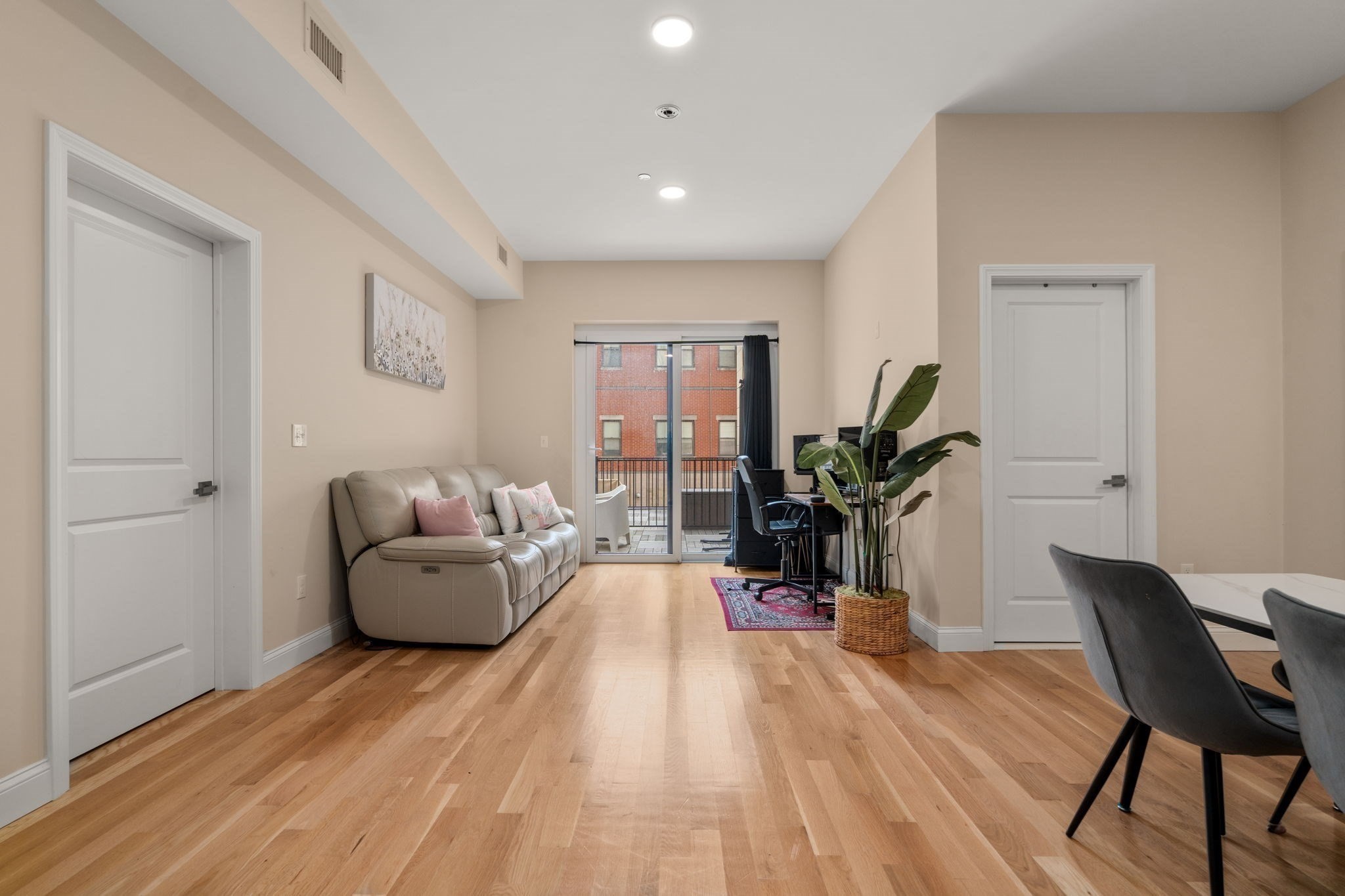 16 Taber St. - Roxbury