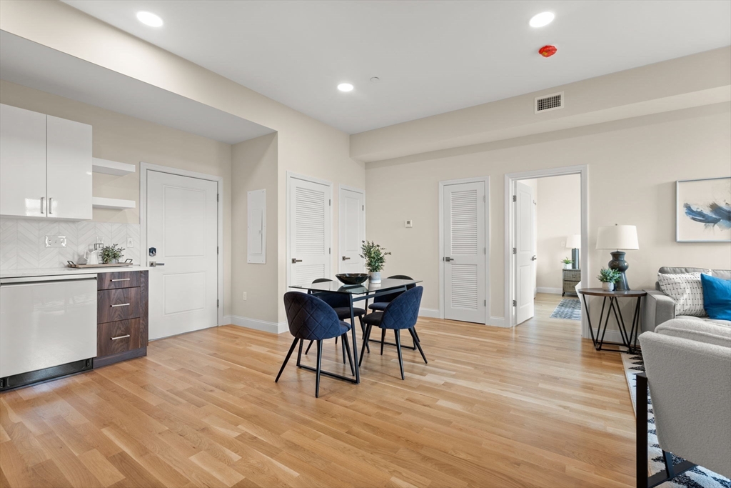 16 Taber St. - Roxbury