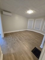 4 Woodville - Roxbury