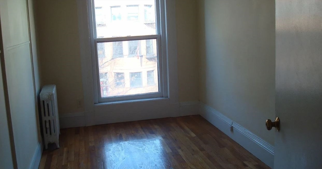 525 Beacon - Back Bay