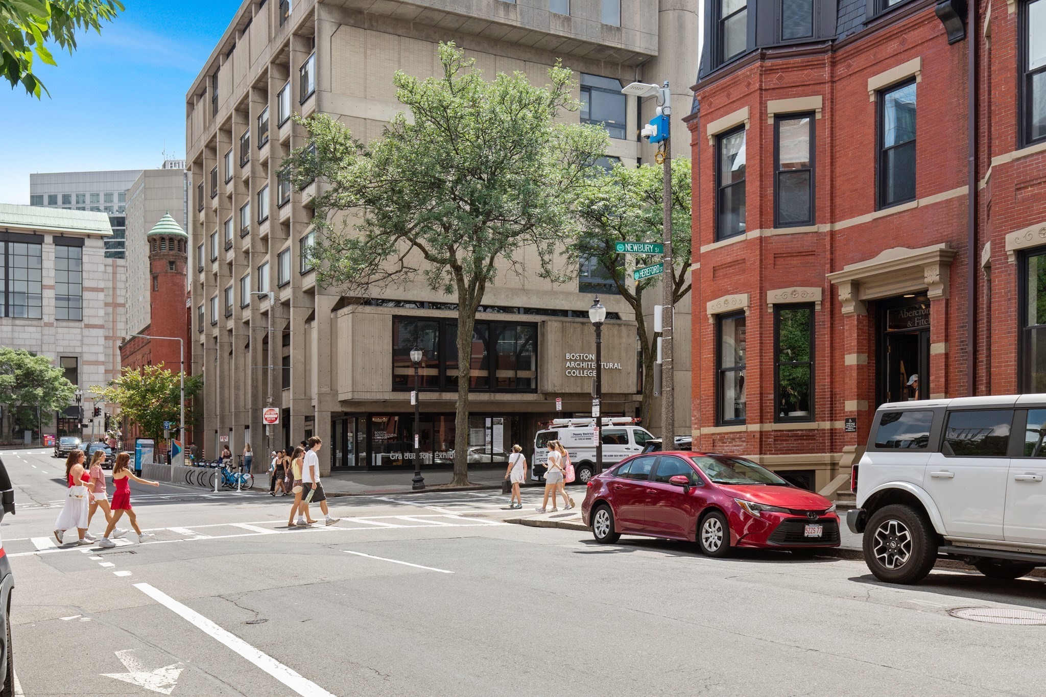 50 Hereford - Back Bay