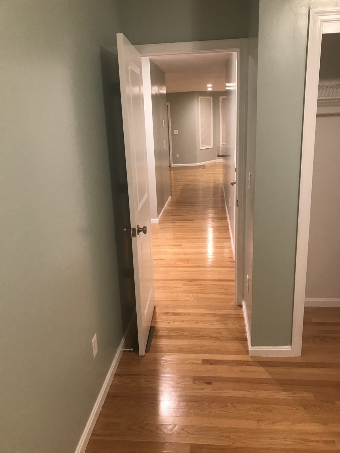 23 Maywood - Roxbury