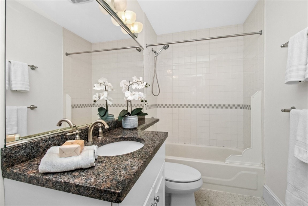10 Charlesgate East - Back Bay