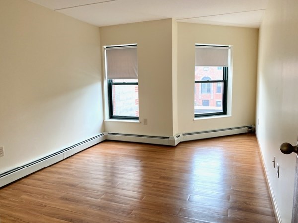 400 Massachusetts Ave. - Back Bay