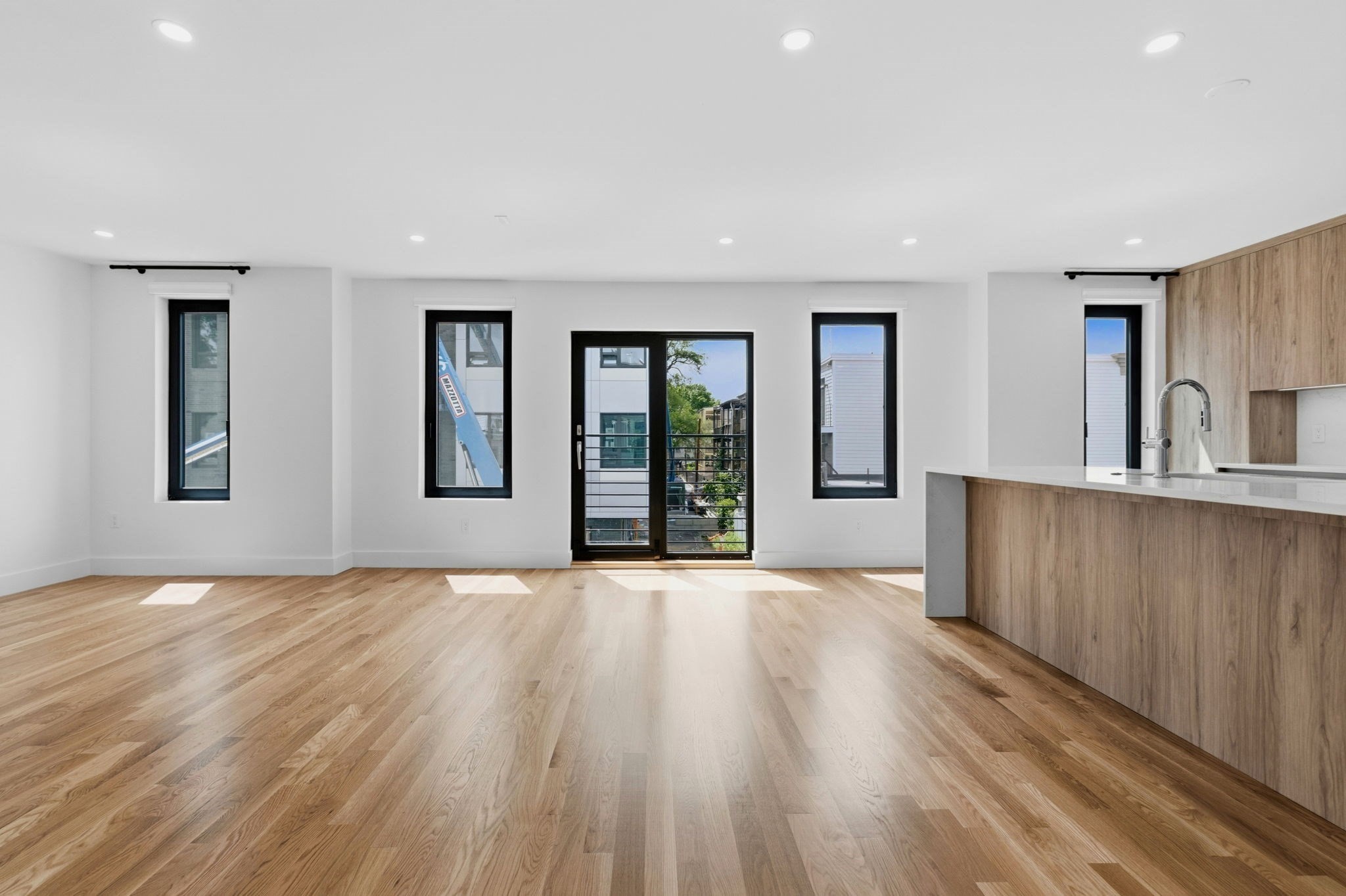 6 Devine Way - South Boston