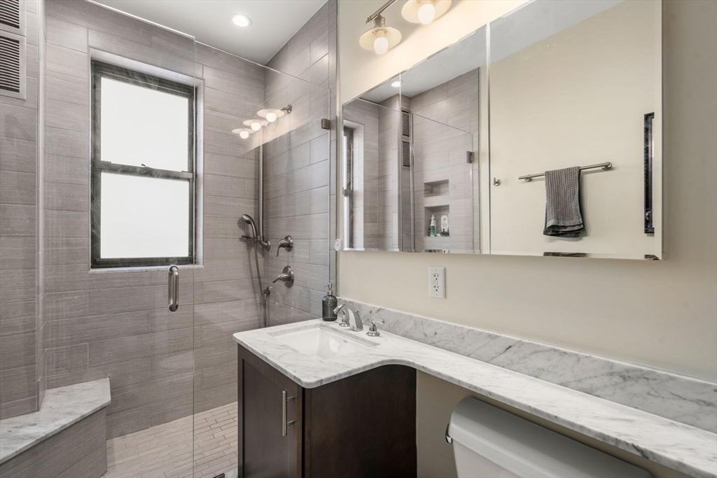 137 Peterborough St. - Fenway