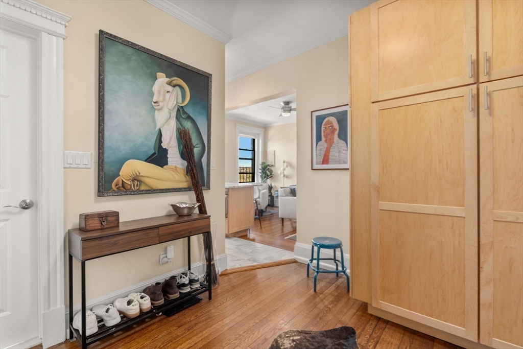 137 Peterborough St. - Fenway