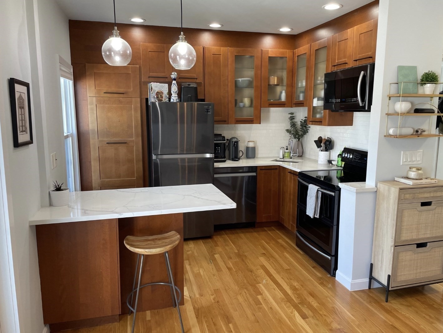 258 Everett - East Boston