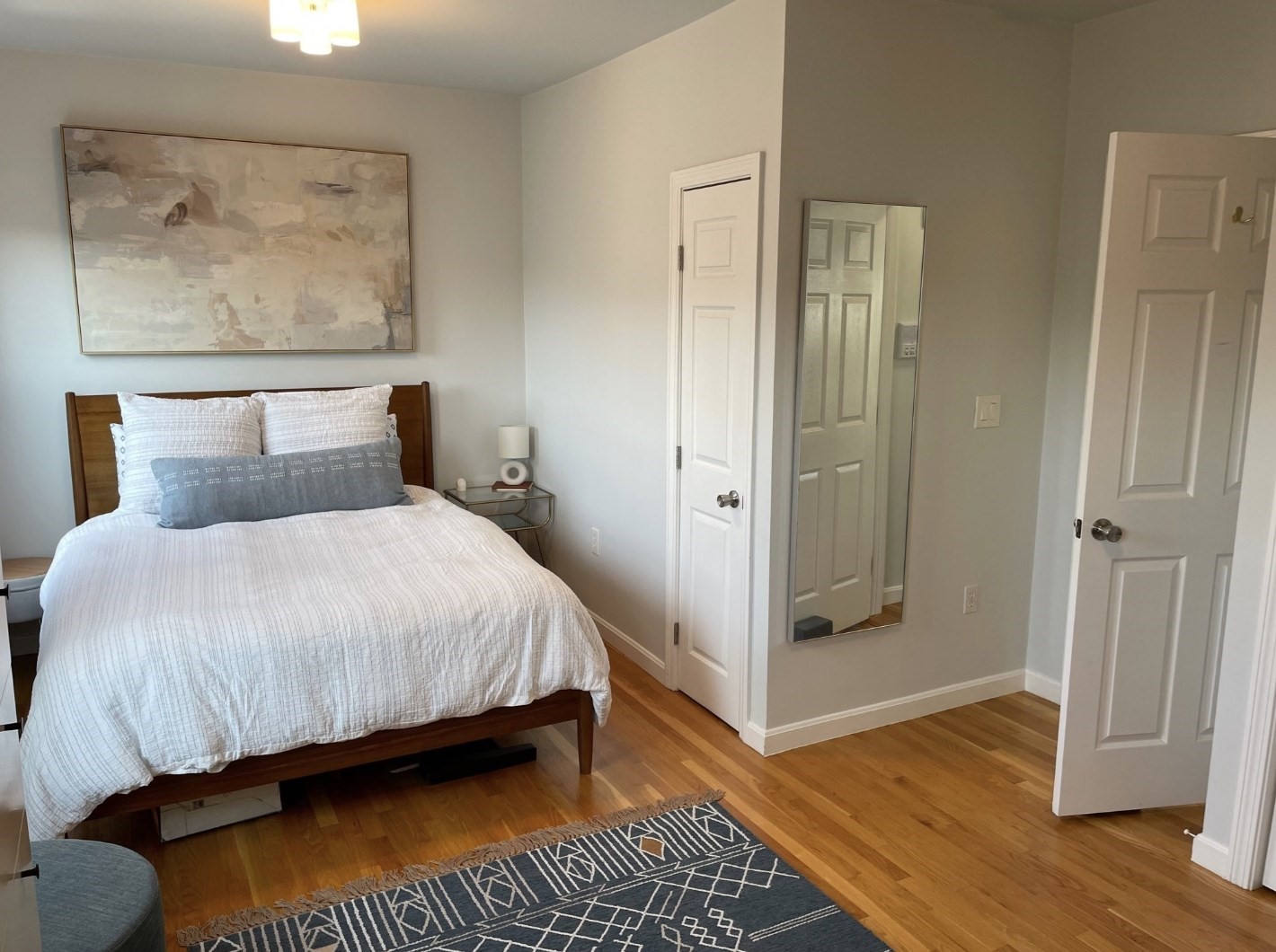 258 Everett - East Boston