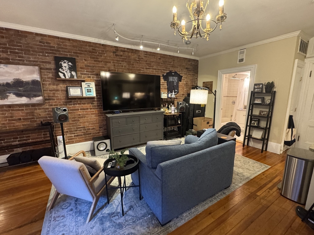 189 Beacon - Back Bay