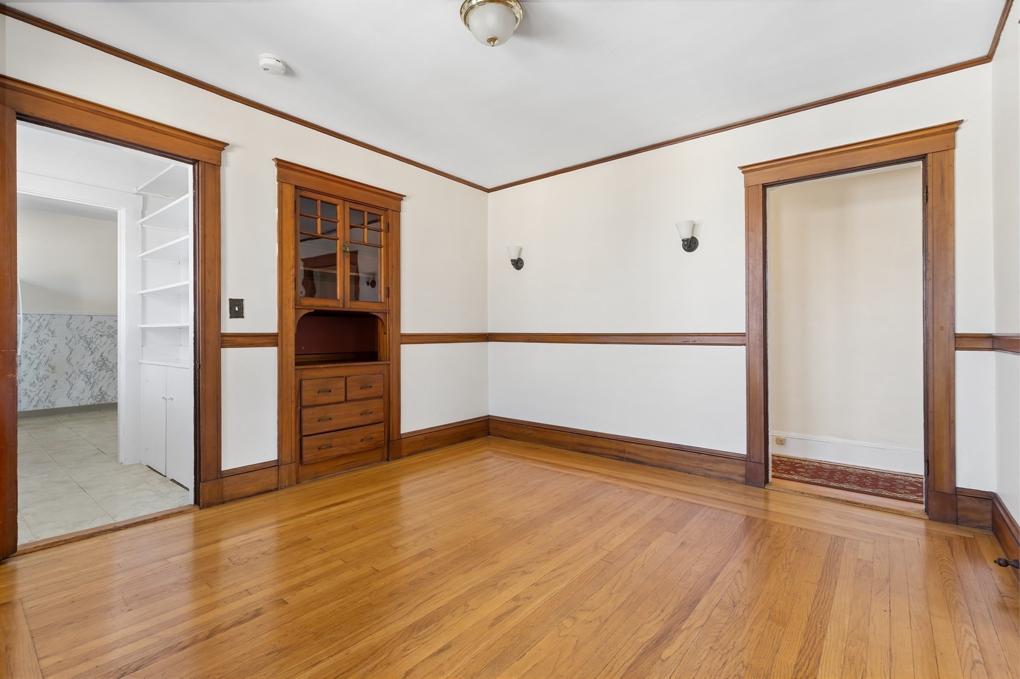 8 Mapleton St. - Brighton