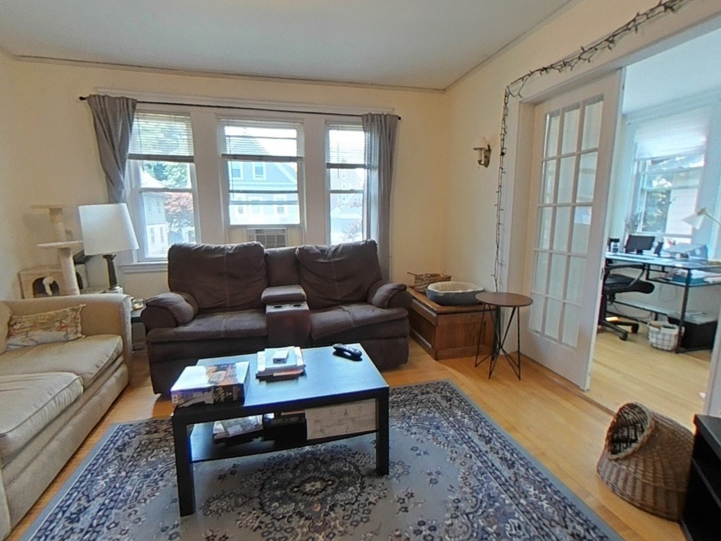 8 Mapleton St. - Brighton