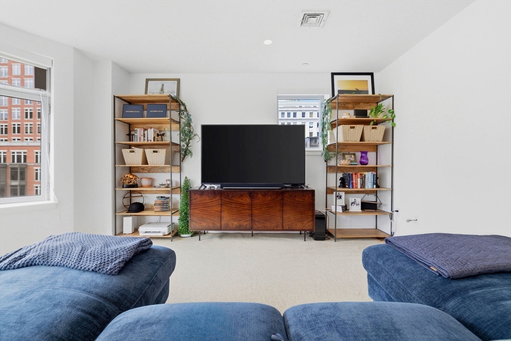 425 Boylston St. - Back Bay