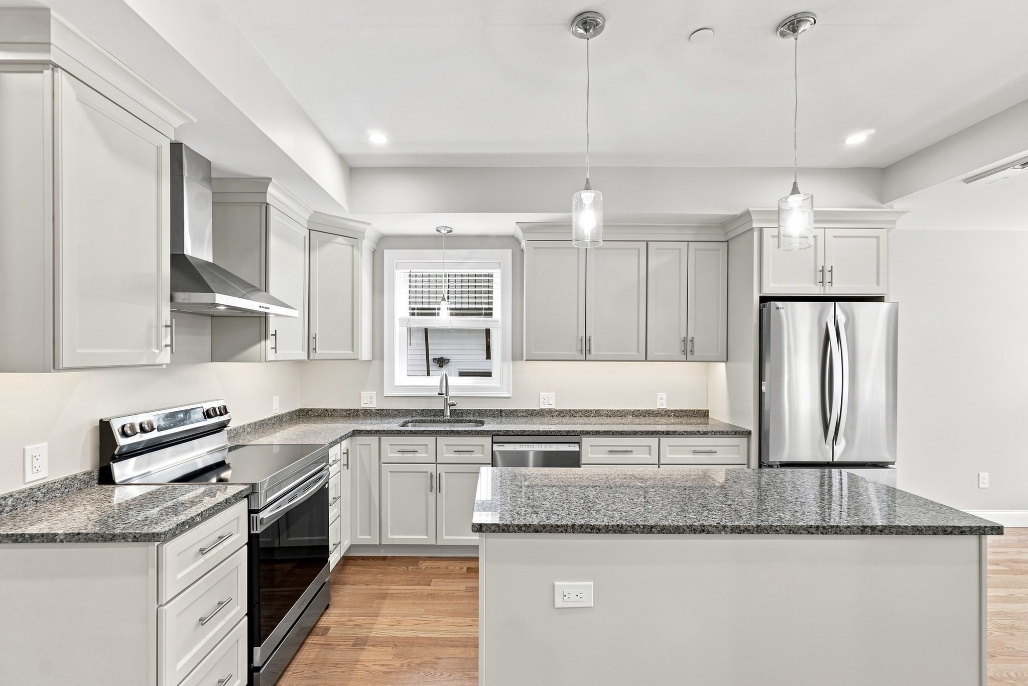 517 E 3rd - South Boston