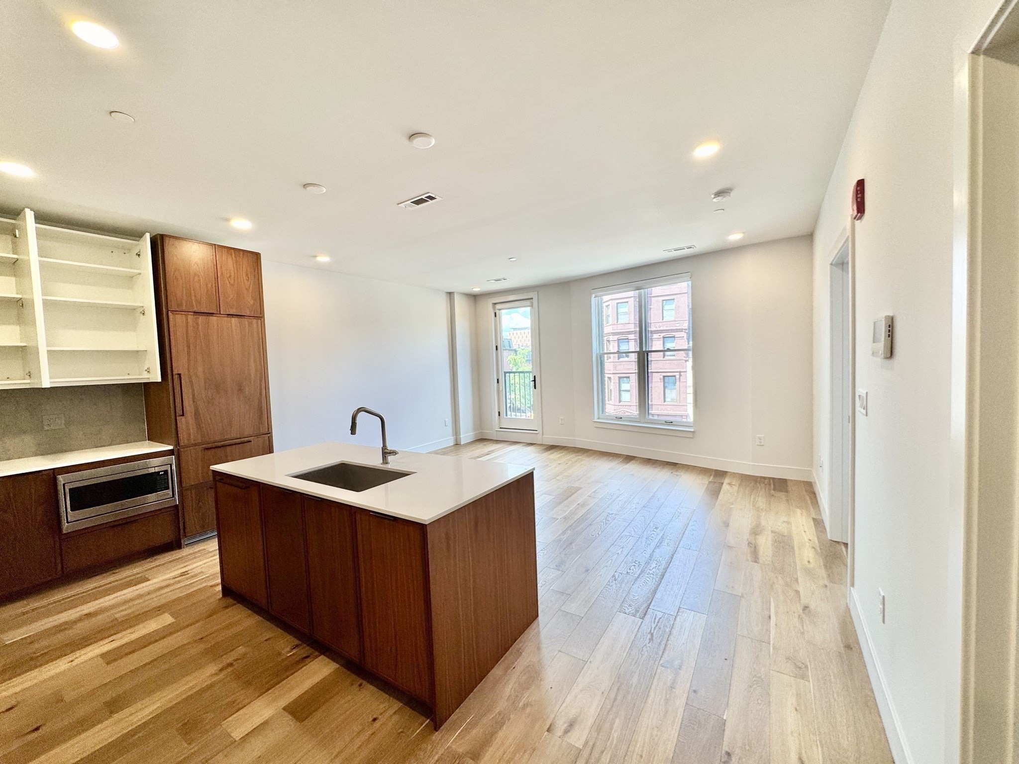 566 Columbus Ave. - South End