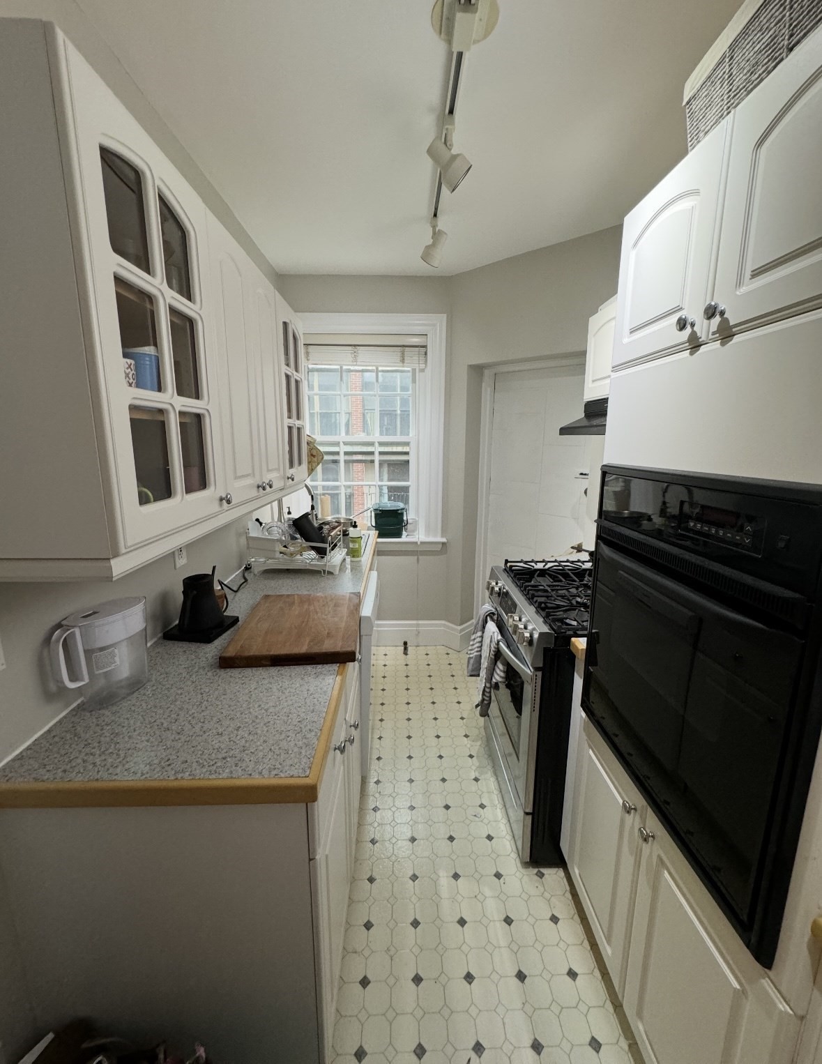 1572 Mass Ave. - Neighborhood Nine