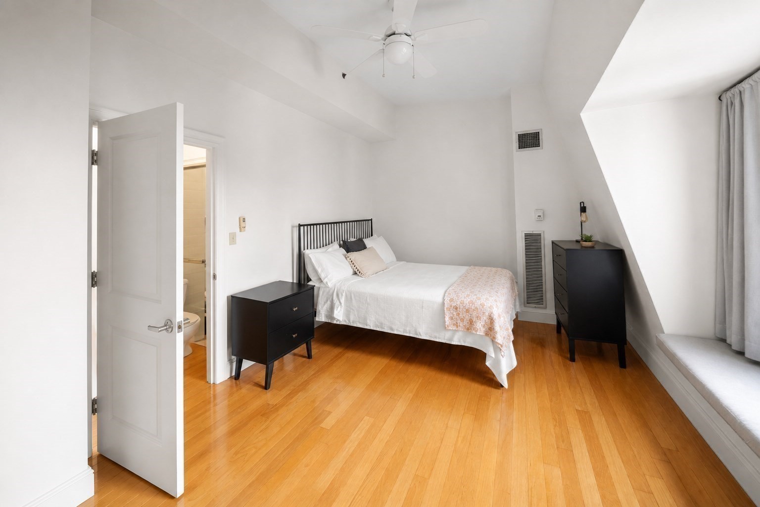 1723 Washington St. - South End
