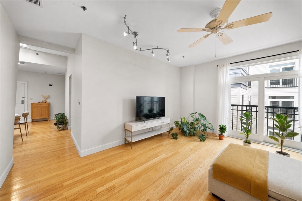 1723 Washington St. - South End