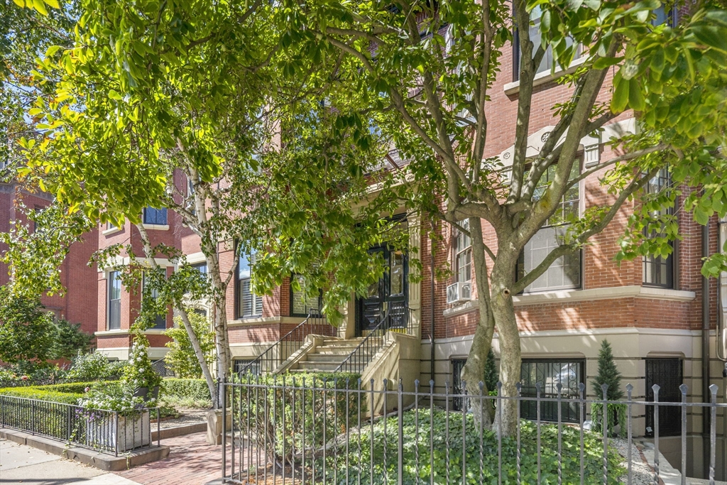 398 Beacon St. - Back Bay