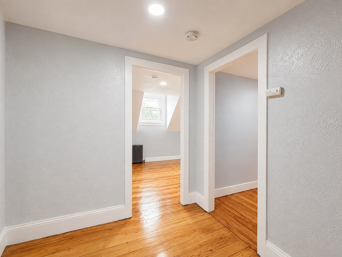 12 Homestead - Roxbury