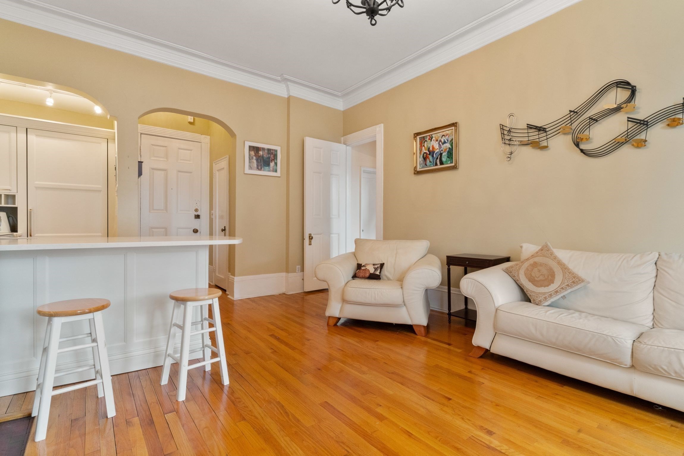 271 Dartmouth St. - Back Bay