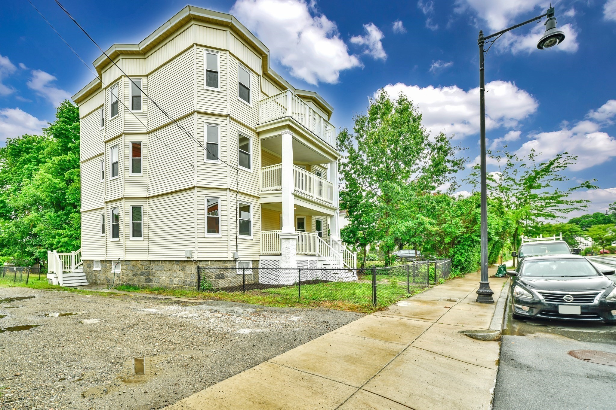 1420 River St. - Hyde Park