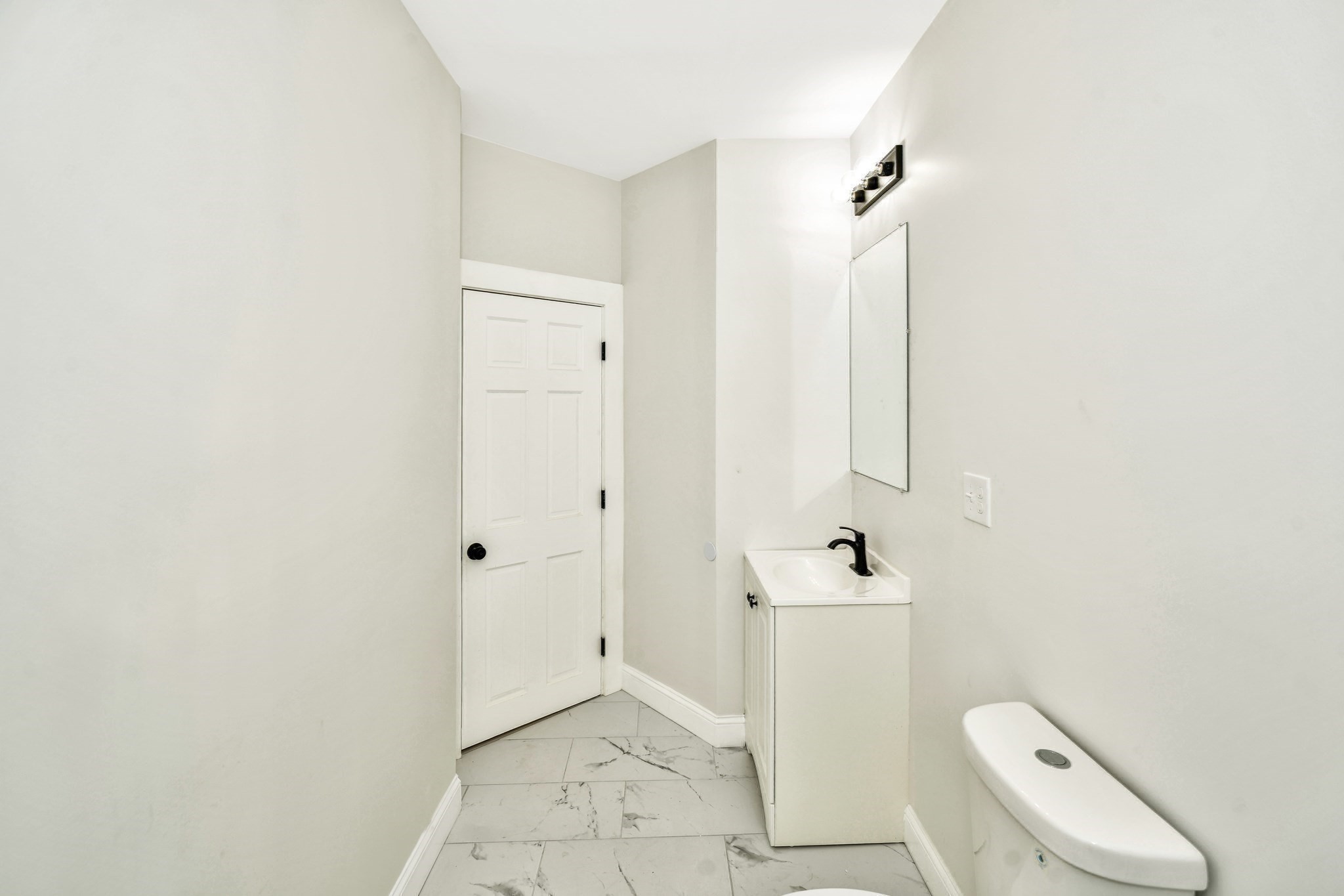 1420 River St. - Hyde Park