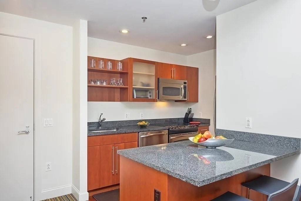 17 Otis St. - East Cambridge