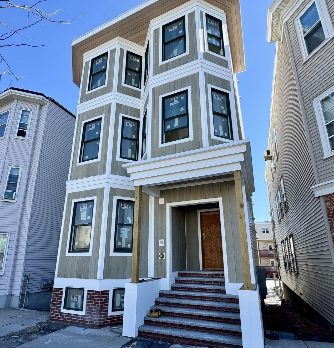 531 Bennington - East Boston