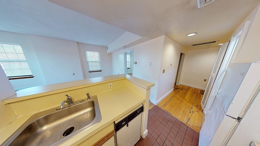 14 John Eliot Sq. - Roxbury
