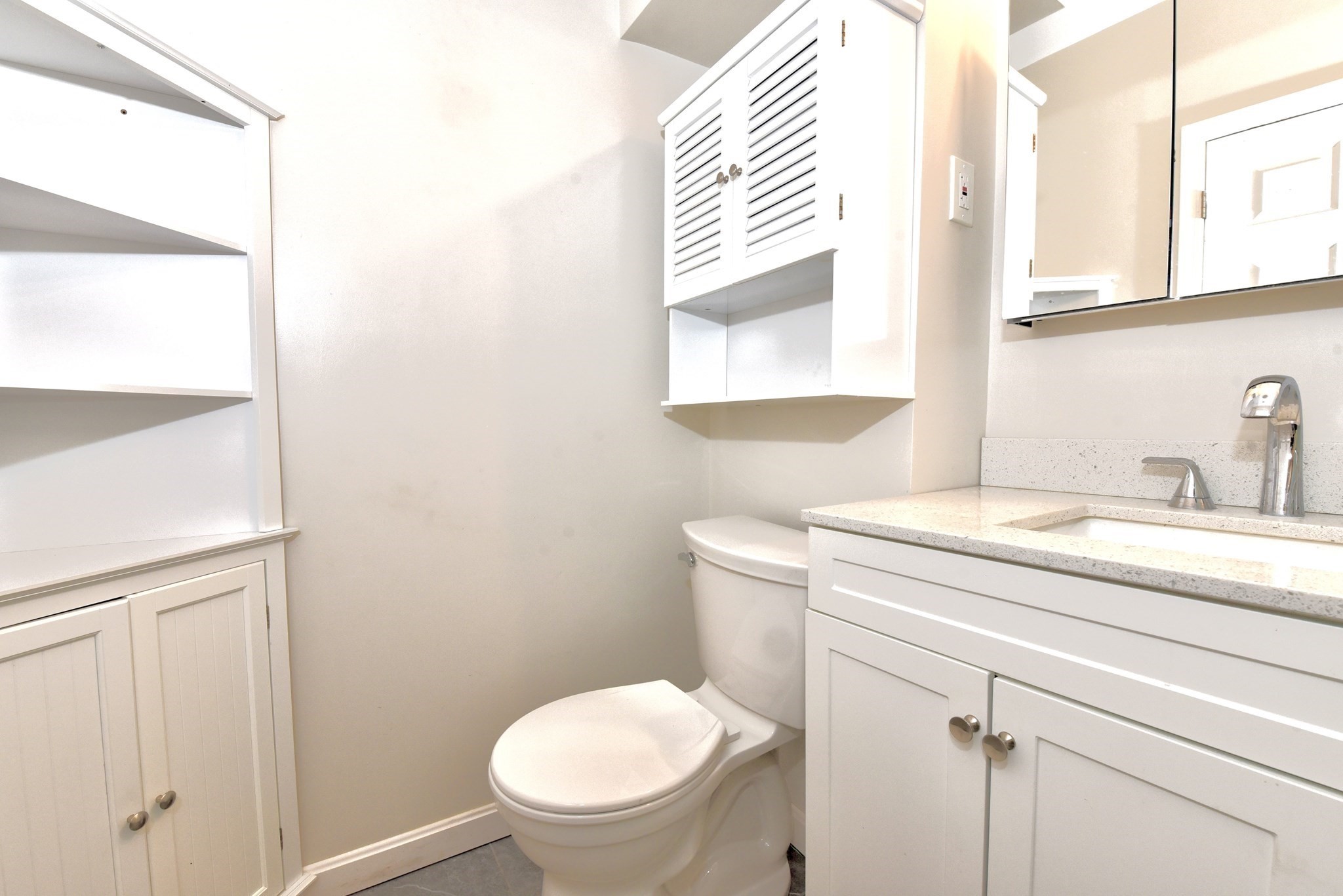 331-333 Centre - Jamaica Plain