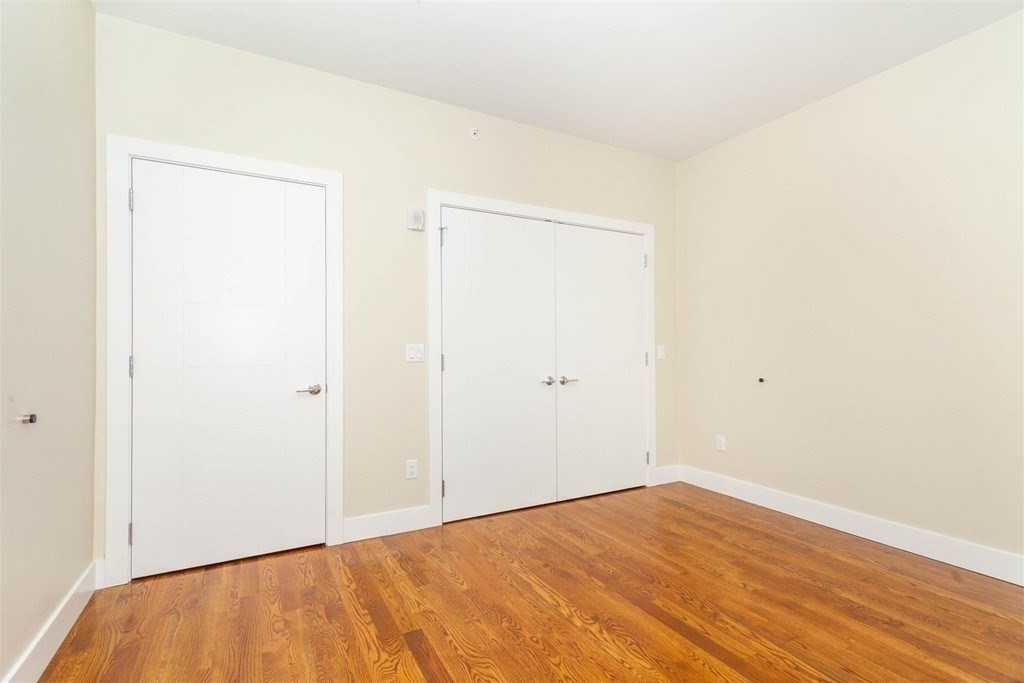 906 East 2nd - South Boston