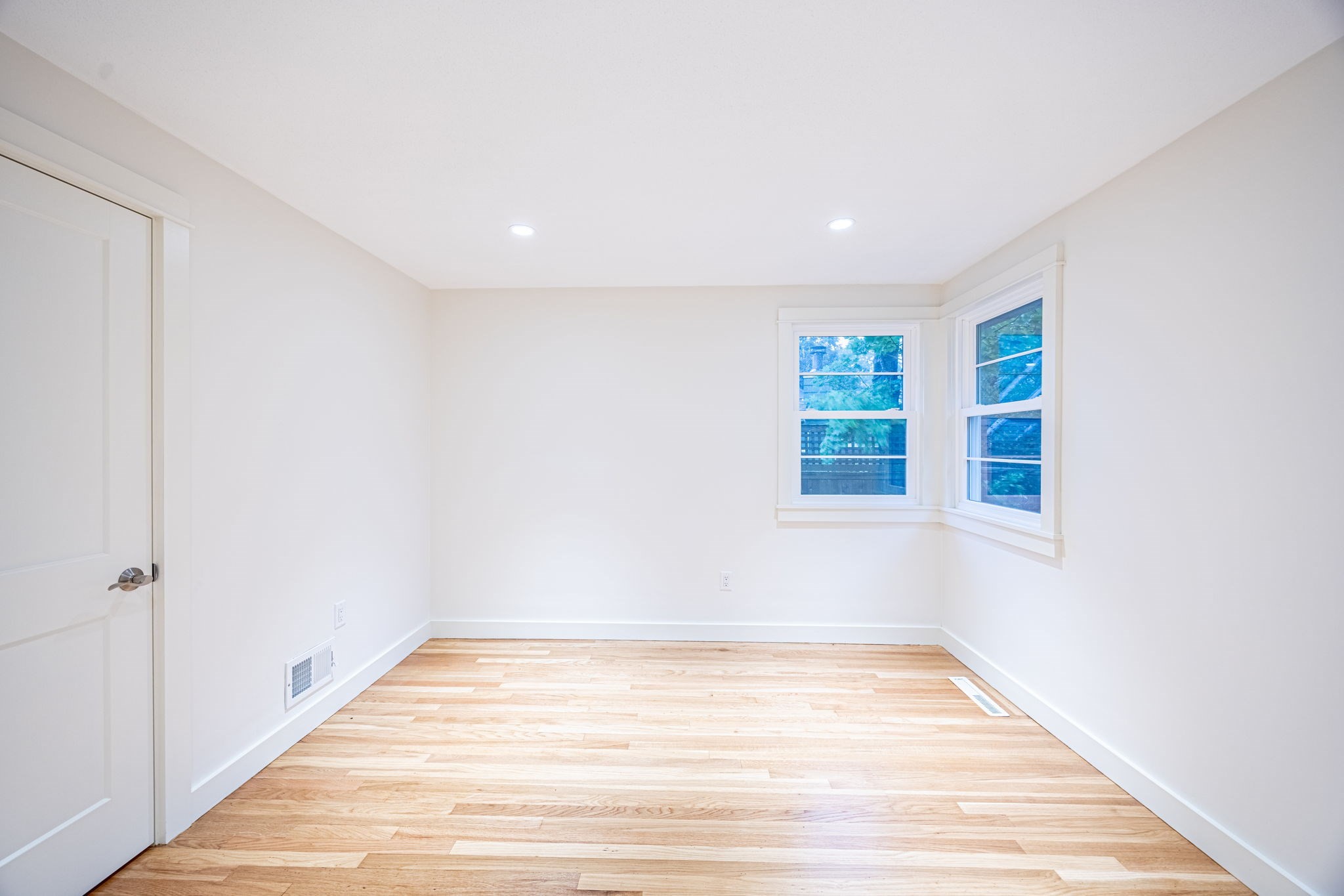 85 Woodland Rd. - Jamaica Plain
