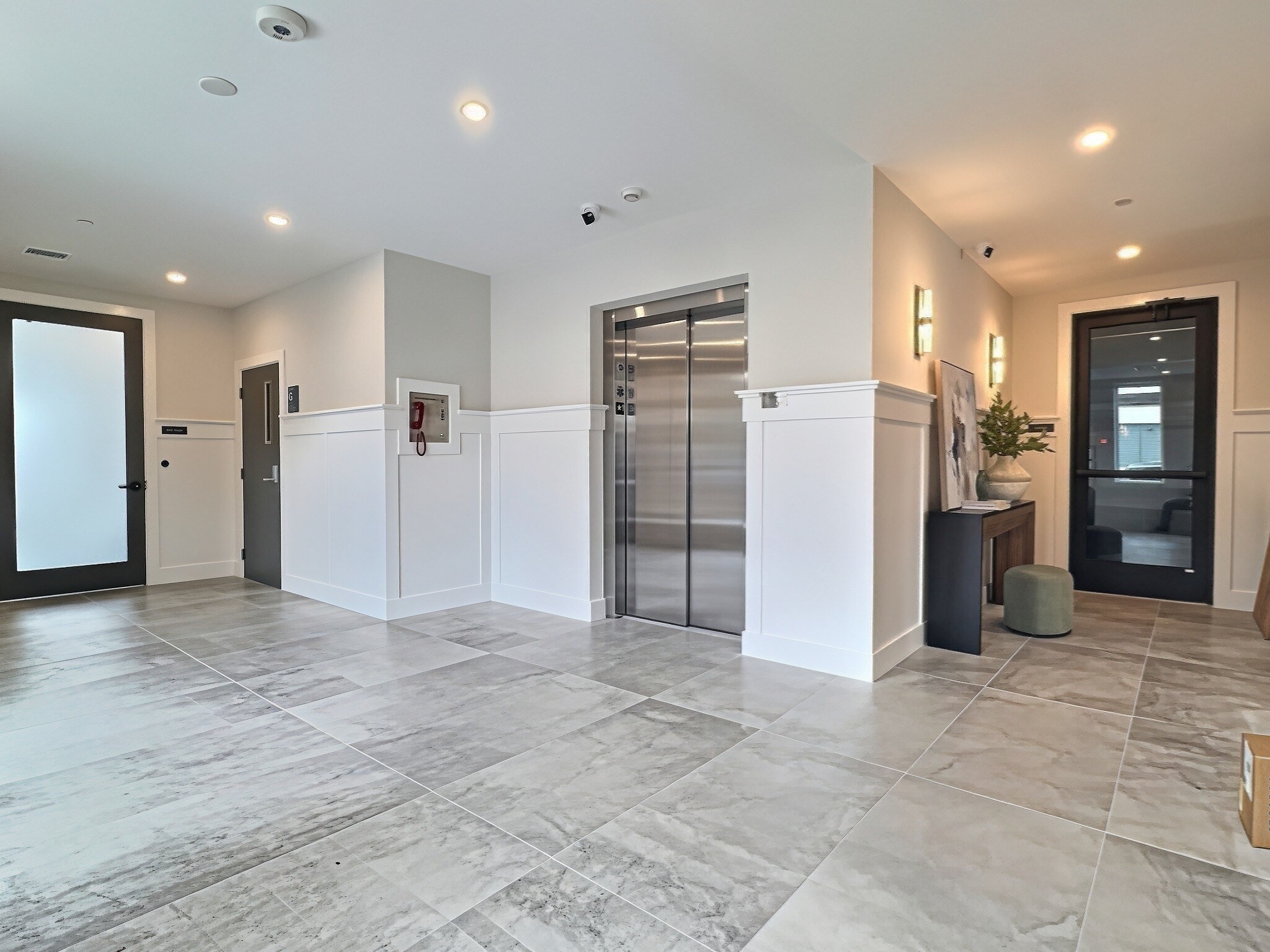 1305 Hyde Park Ave. - Hyde Park