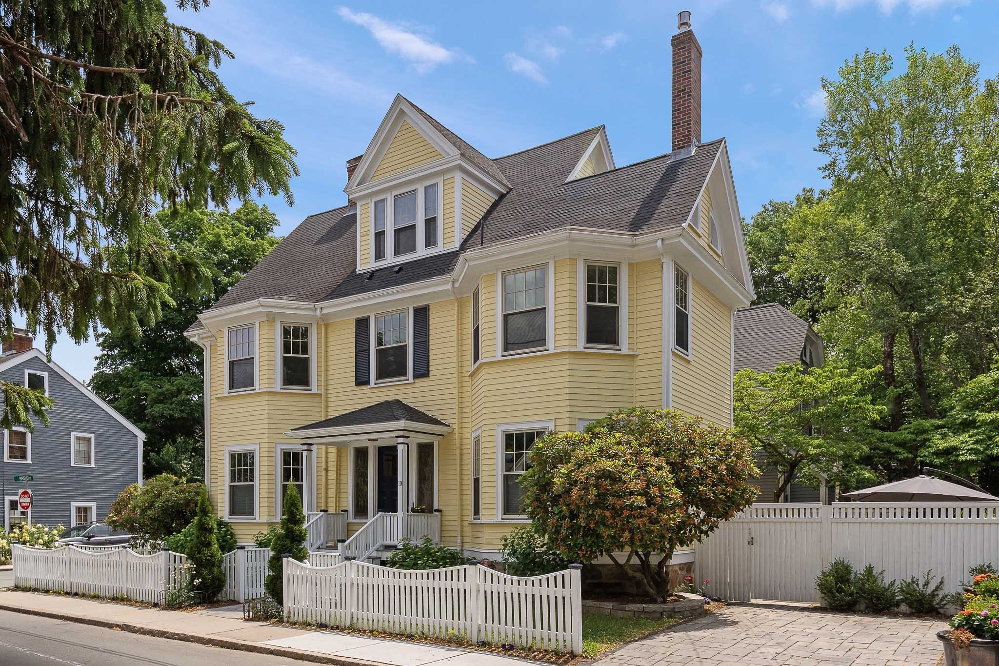 10a Brewer - Jamaica Plain