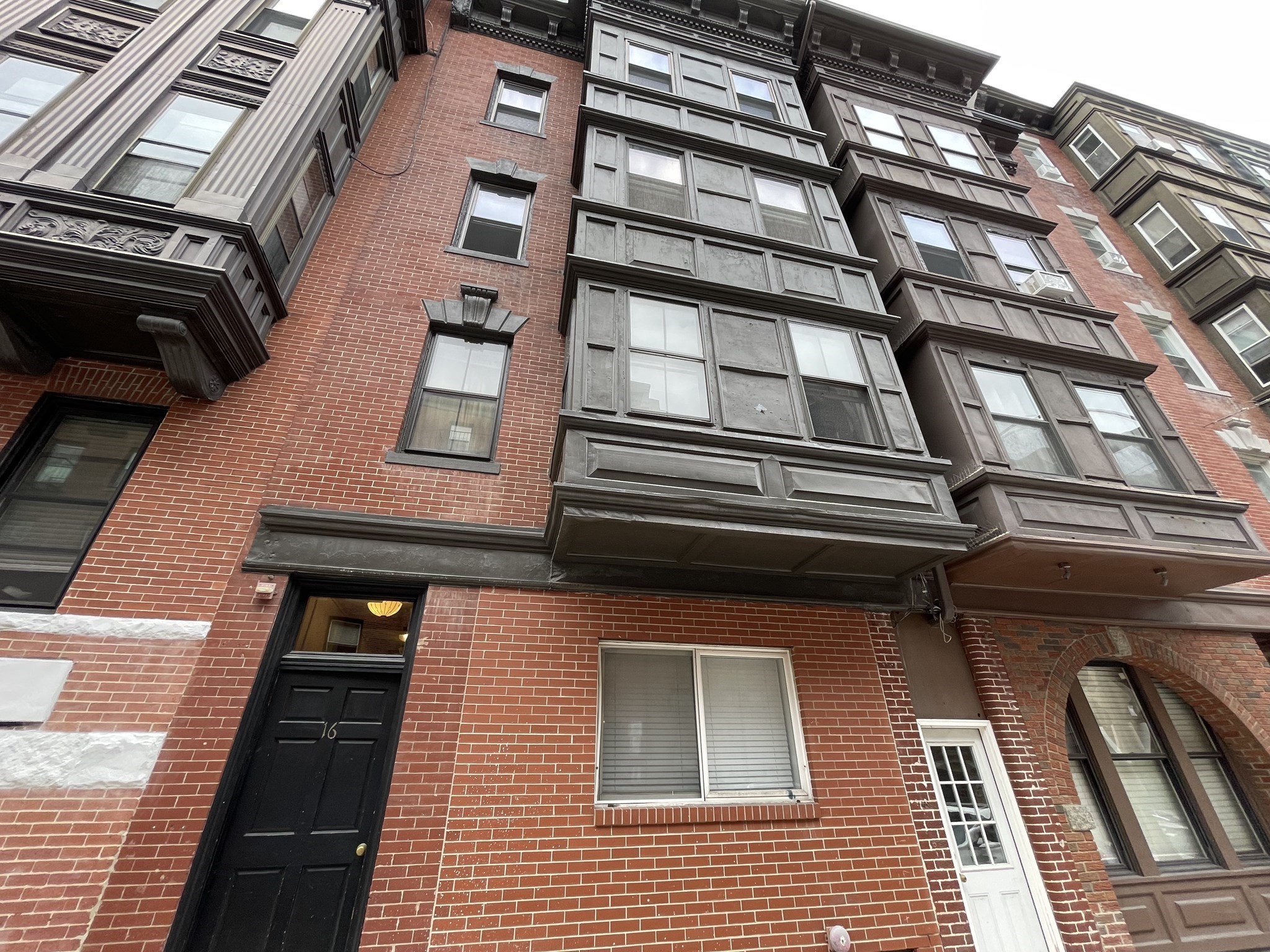 16 Battery St. - North End