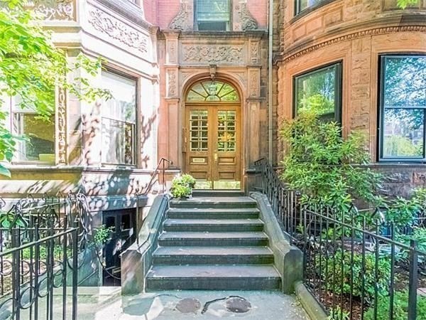 391 Commonwealth Ave. - Back Bay