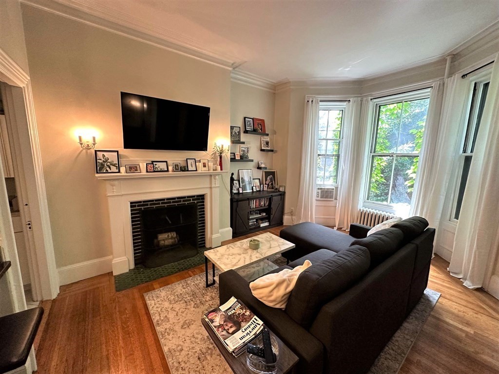 7 Hereford St. - Back Bay