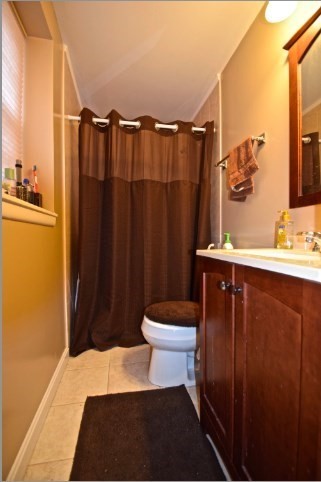 35 Lake Shore Ct. - Brighton