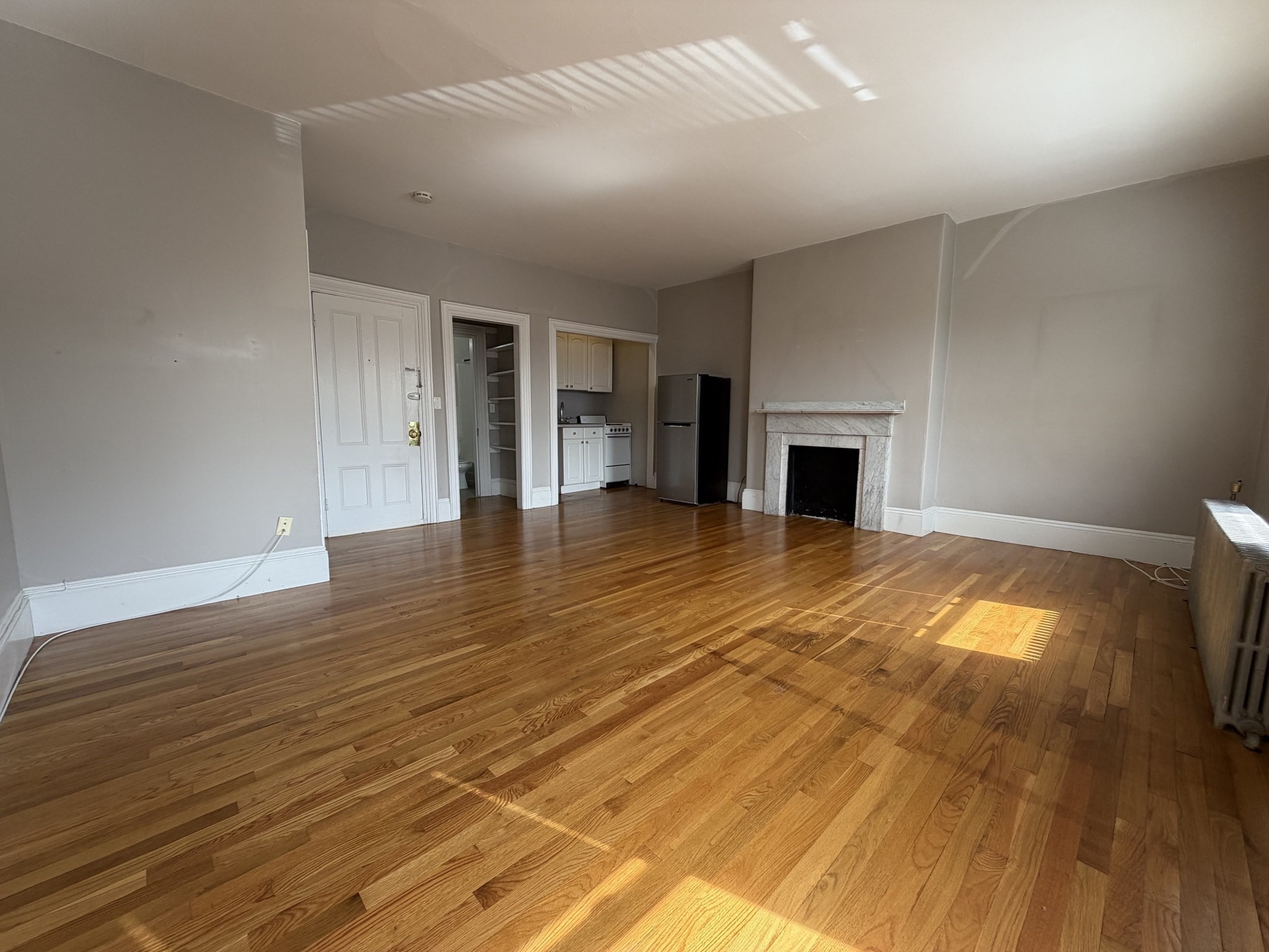 82 Charles St. - Beacon Hill