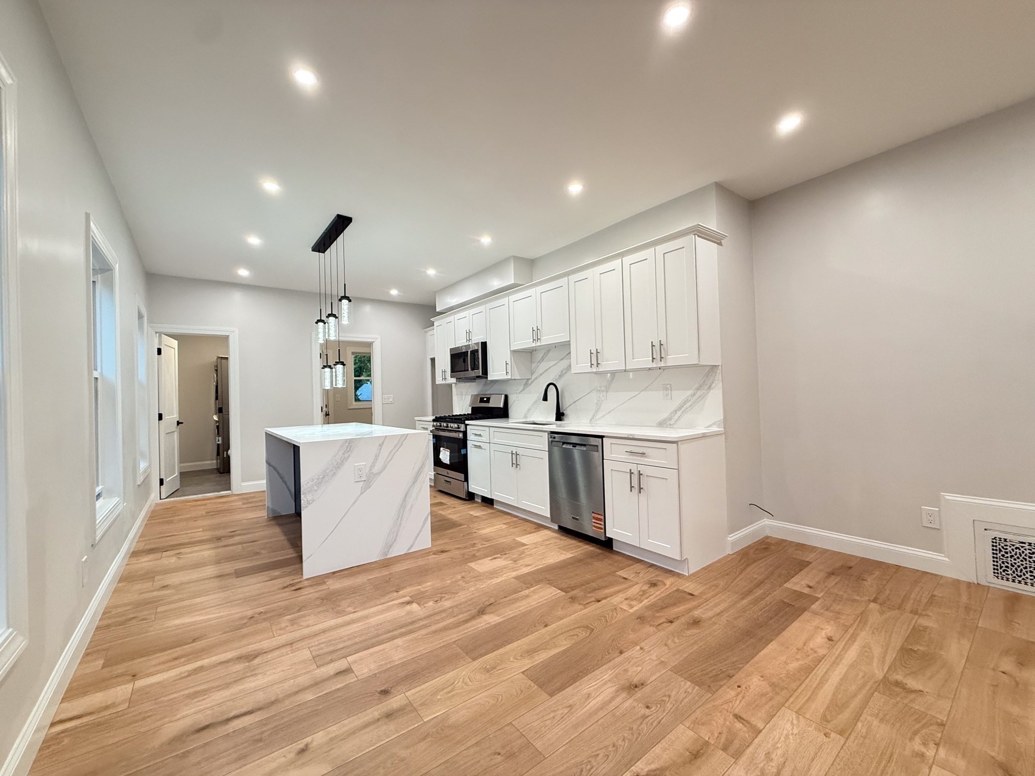 16 Willow Ave. - Davis Square
