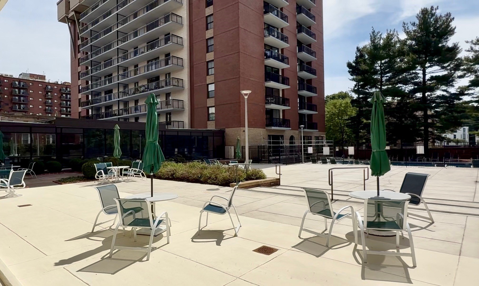 50 Lngwood - Coolidge Corner