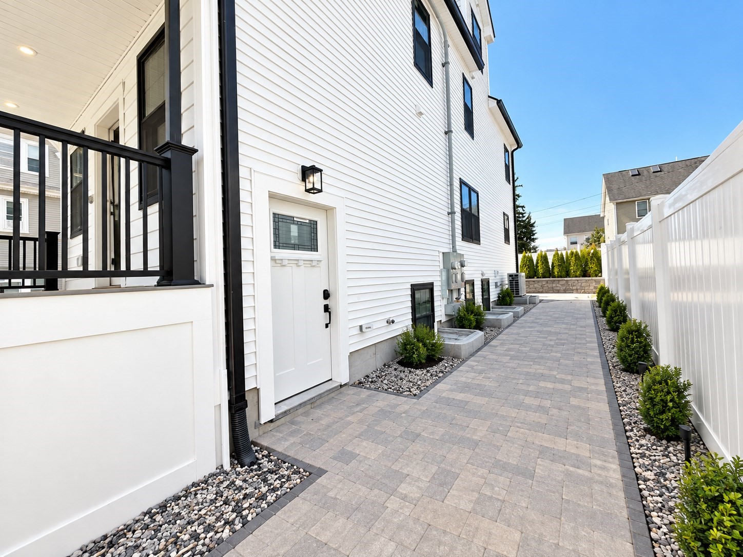 140 Summer - Medford Hillside