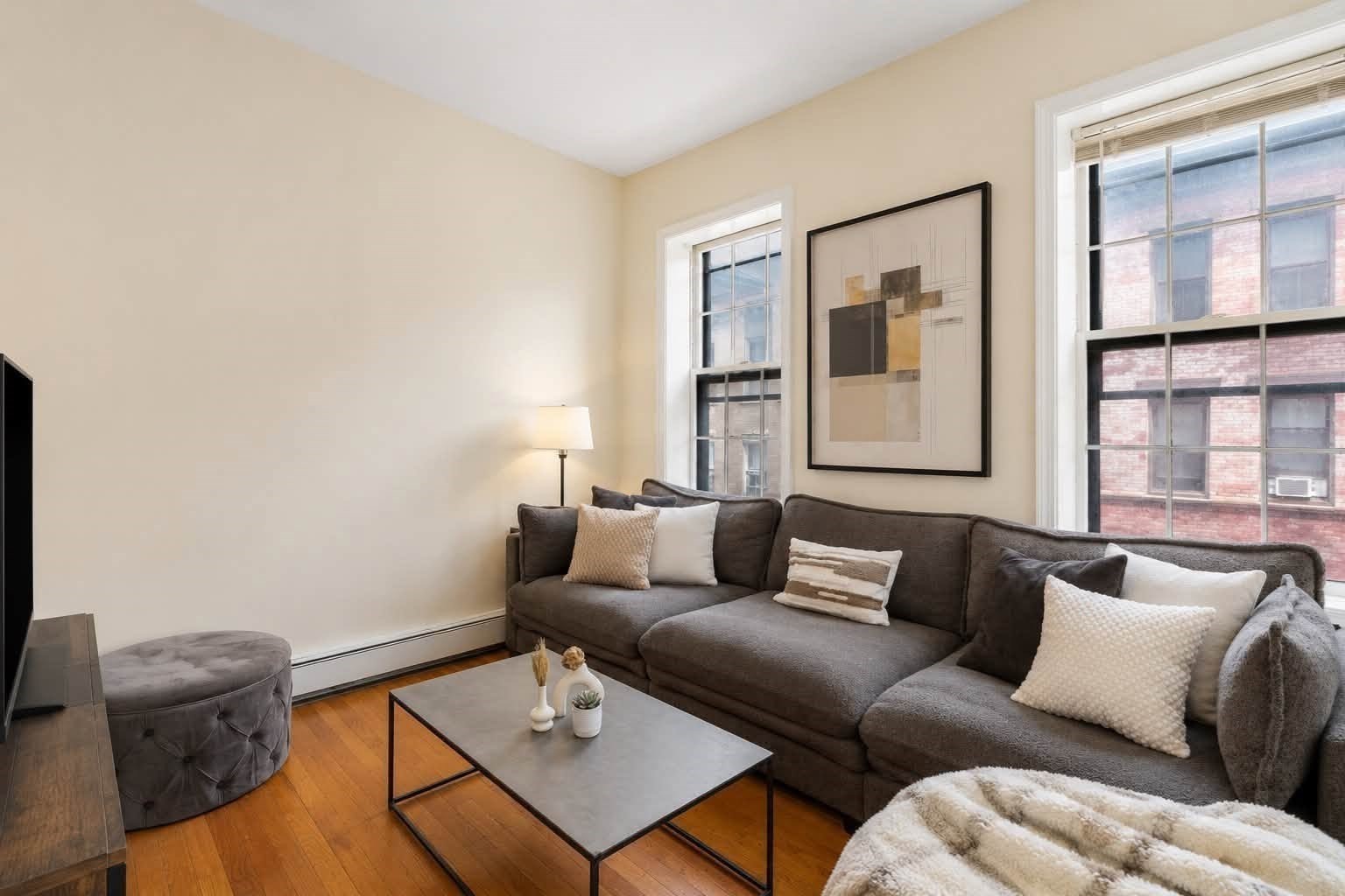 28 Phillips St. - Beacon Hill